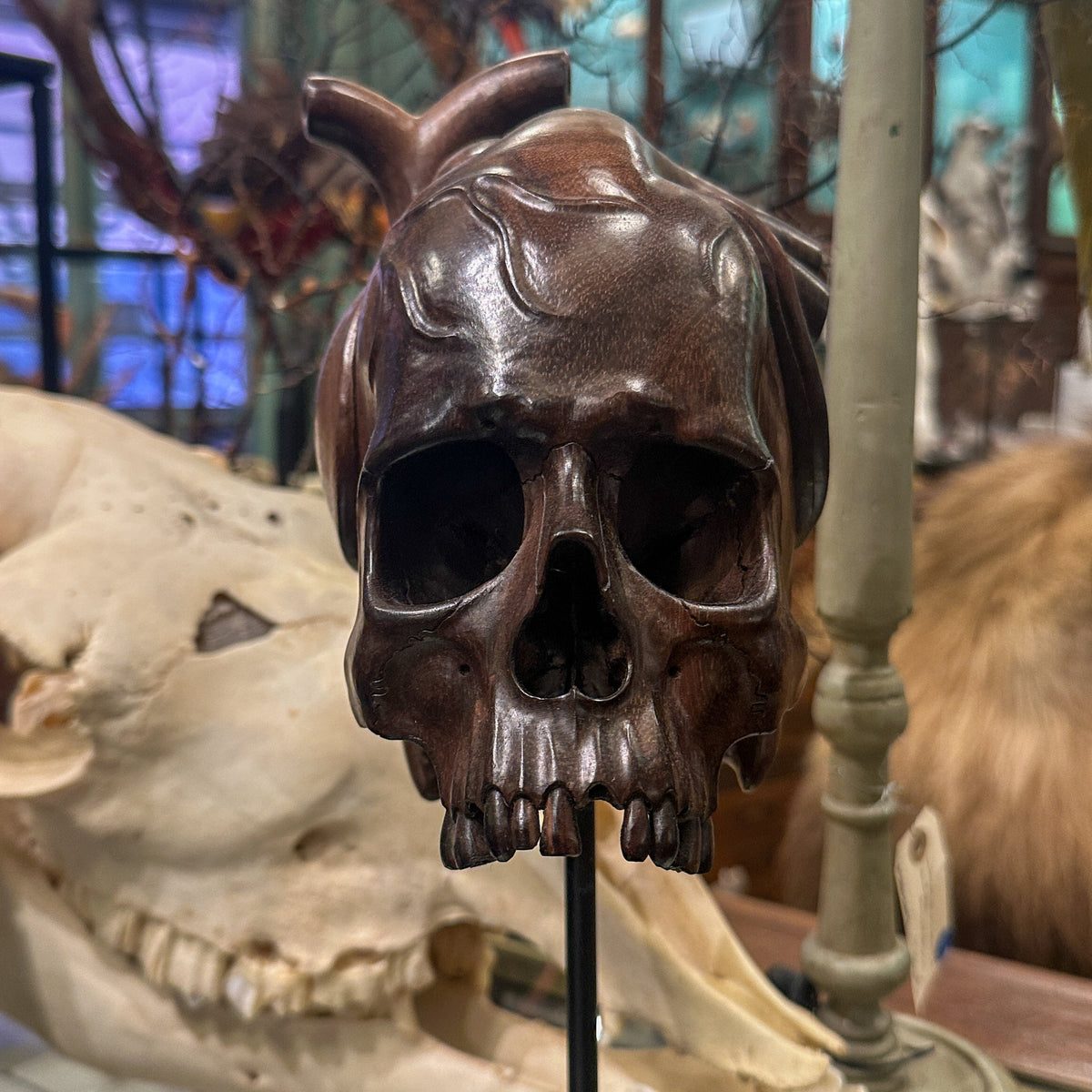 Skull Coeur (Memento mori en bois de Hêtre)